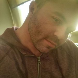 Meet your Posher, Dustin